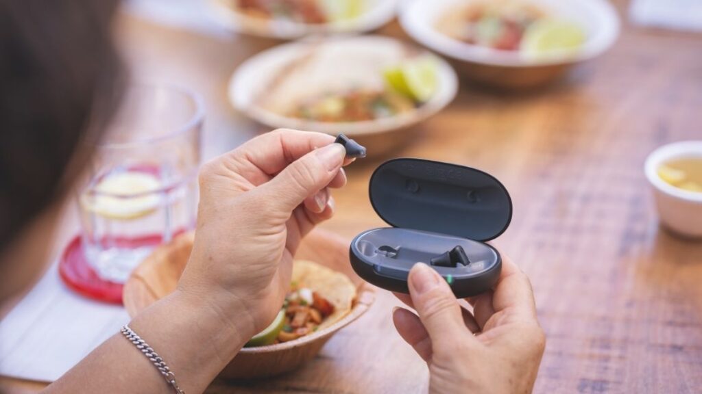 aparelho auditivo invisivel recarregavel rexton reach ix cic li_